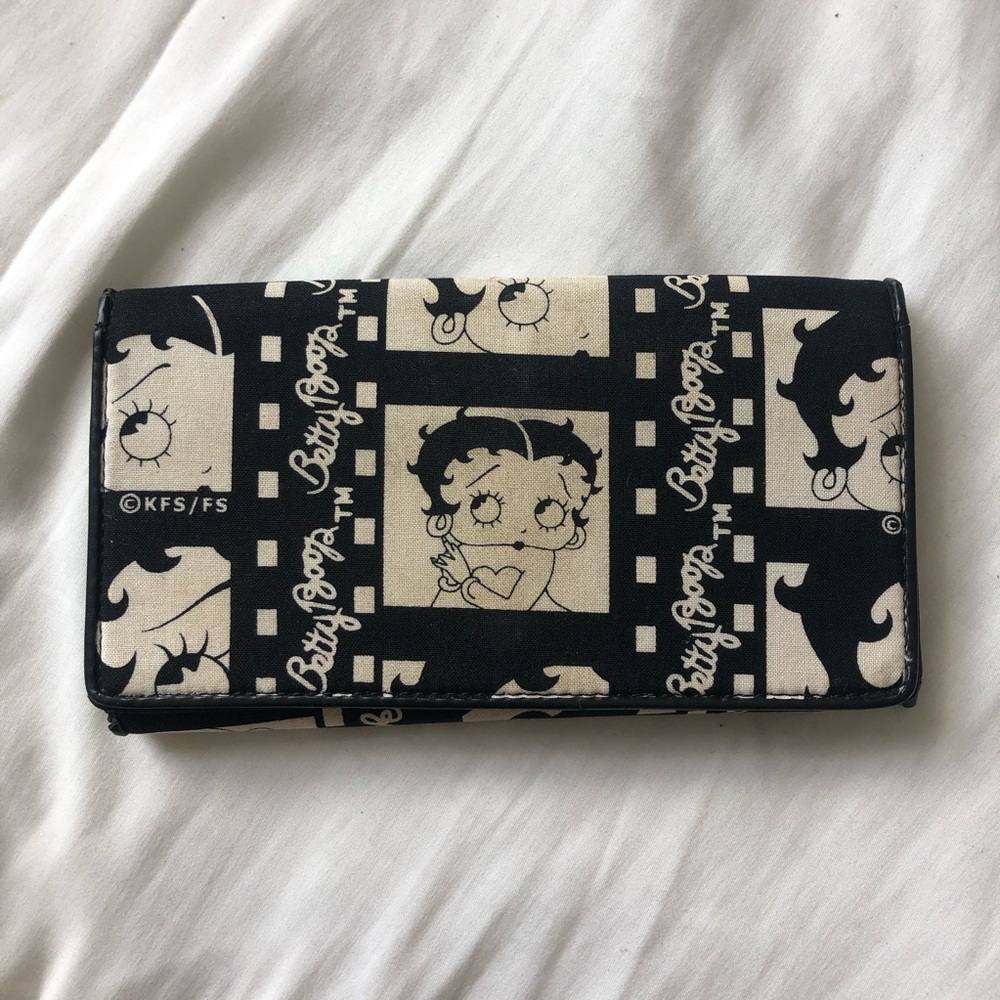 Betty Boop Black and Cream Wallet